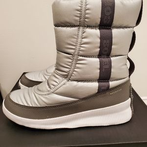 Sorel Winter Boots Size 8 New